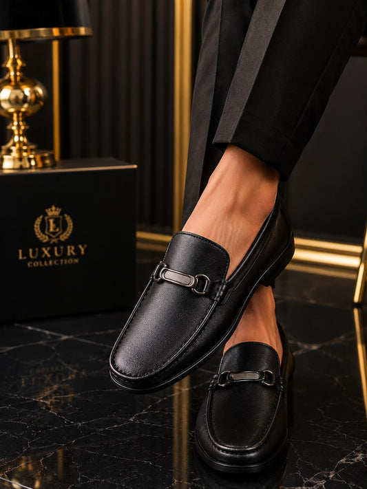 Handcrafted black leather loofer